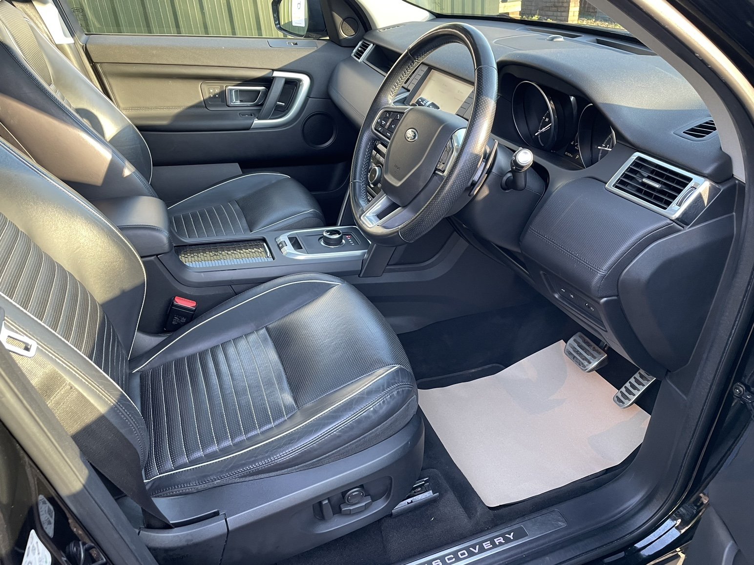 Used 2017 Land Rover Discovery Sport 2.0 TD4 180 HSE Dynamic Lux 5dr