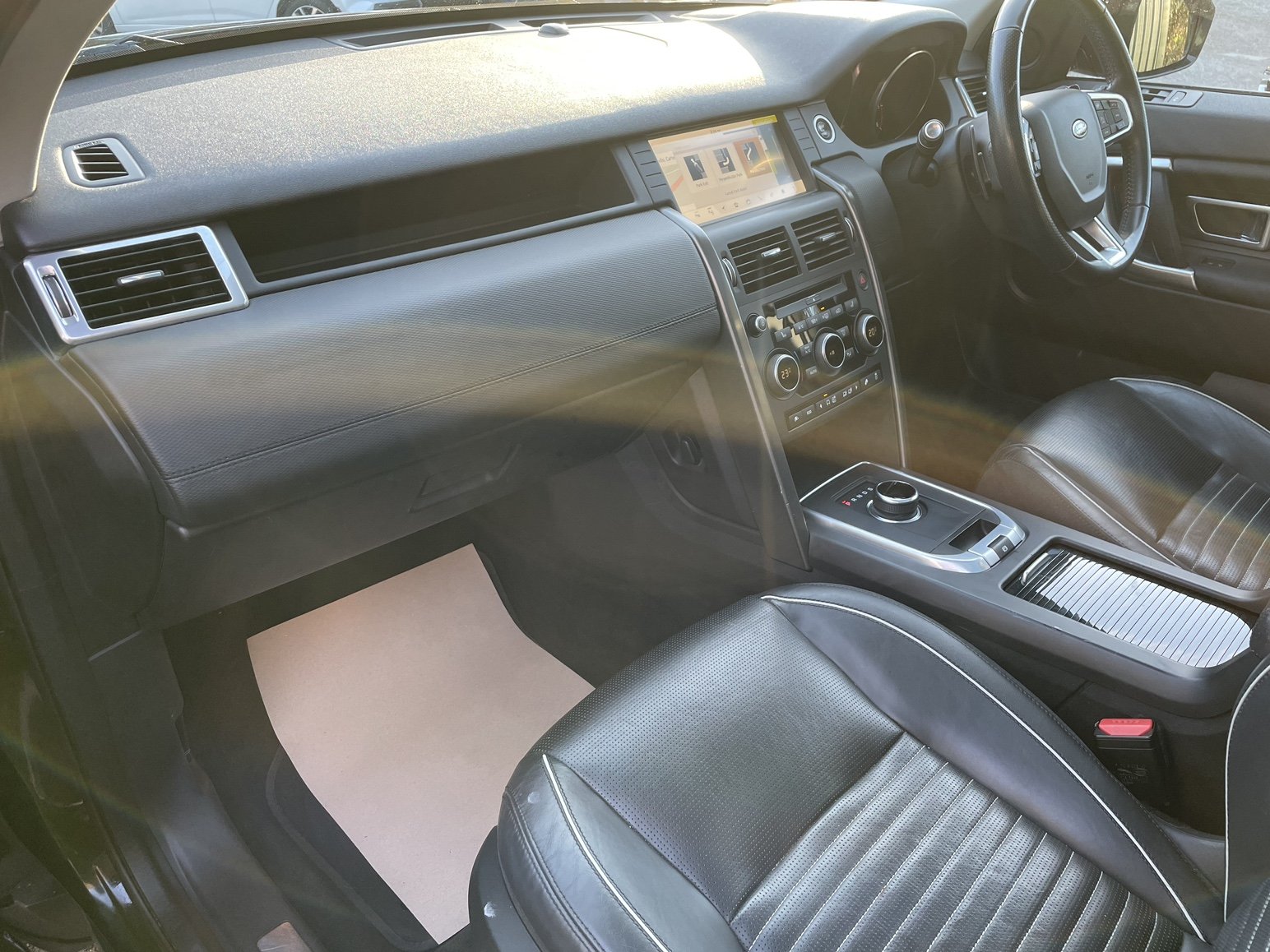 Used 2017 Land Rover Discovery Sport 2.0 TD4 180 HSE Dynamic Lux 5dr